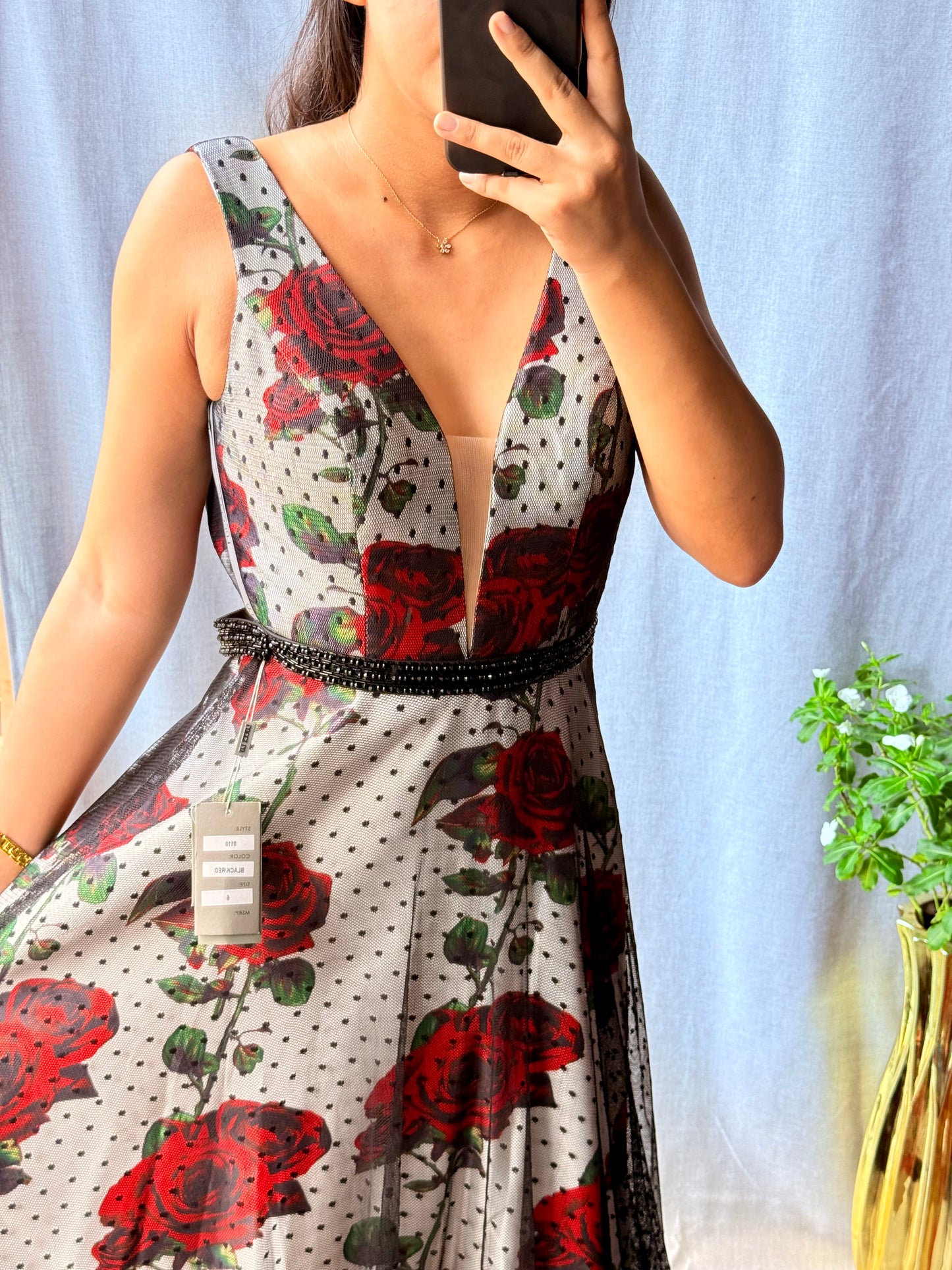 Vestido Negro y rojo floral Lucci Lu