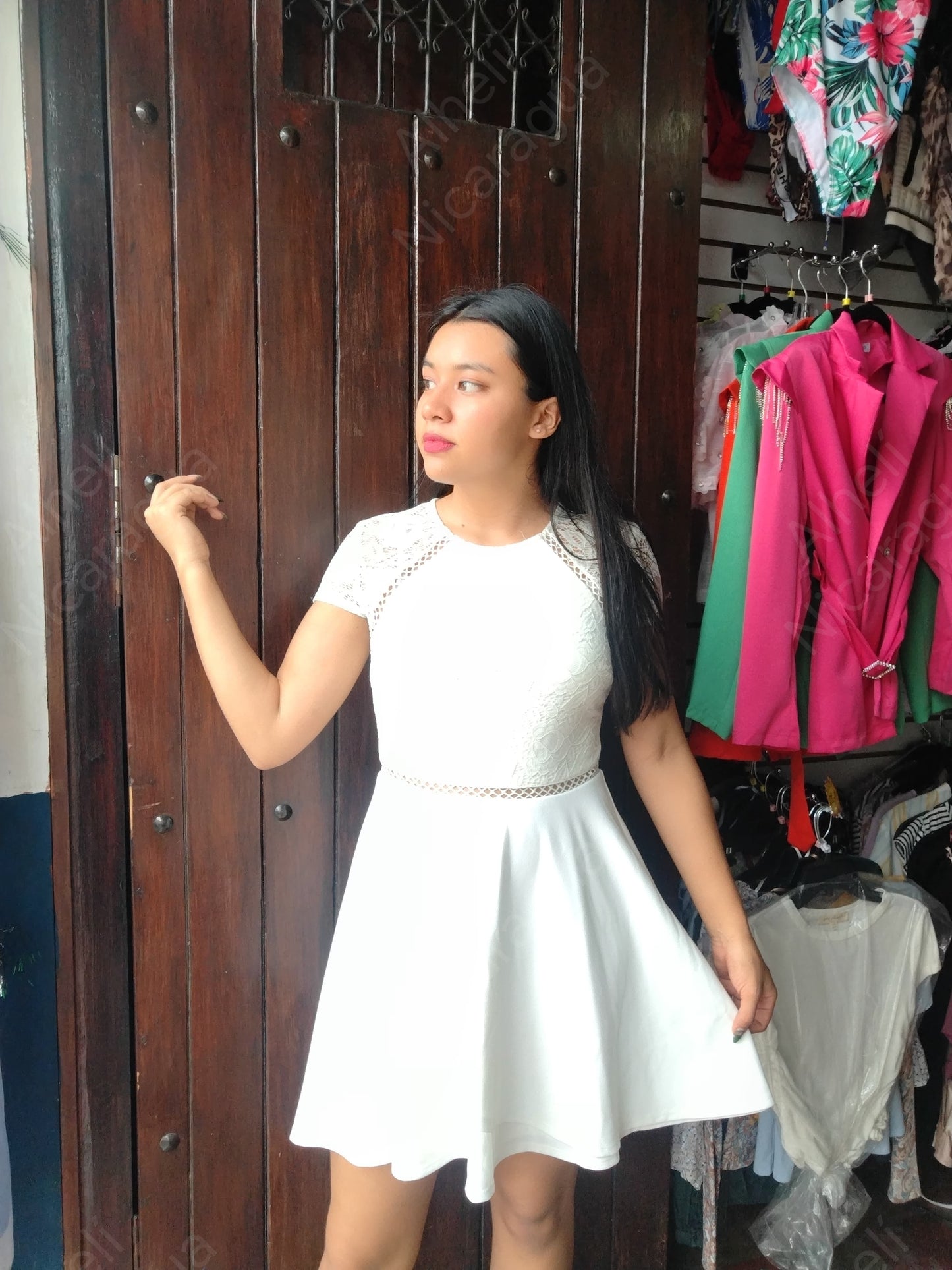 Vestido corto blanco