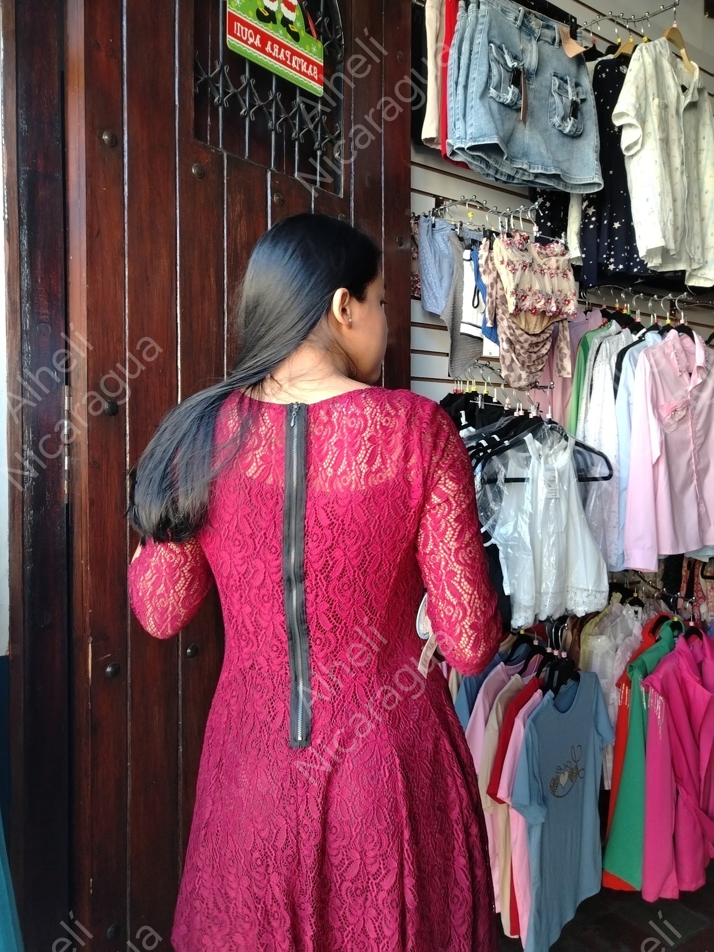 Vestido rojo calado