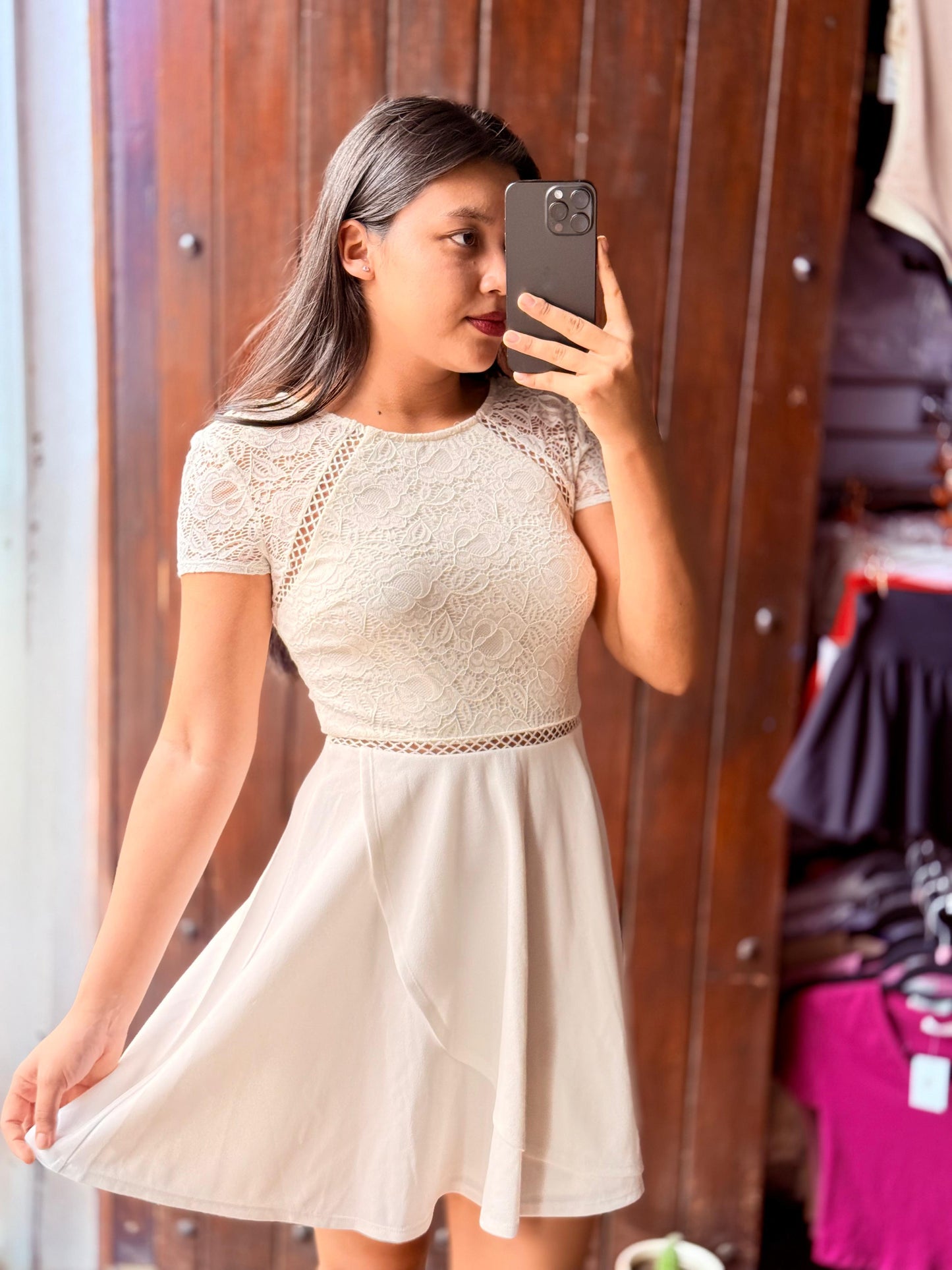 Vestido corto blanco