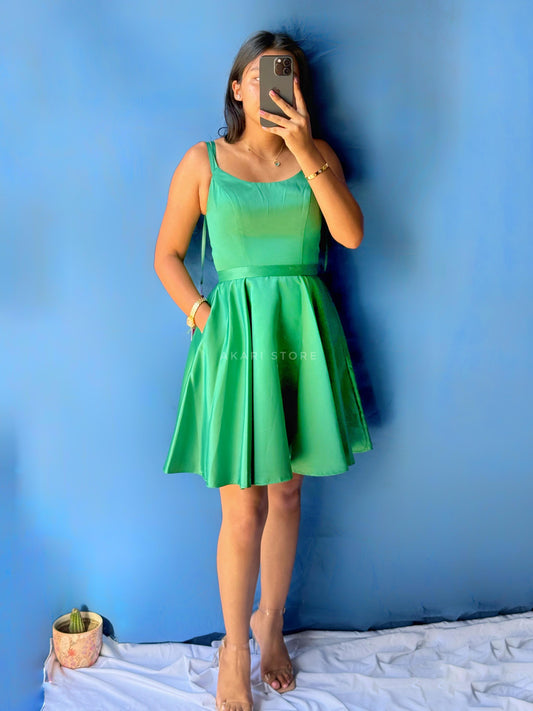 Vestido corto verde esmeralda Abby Paris