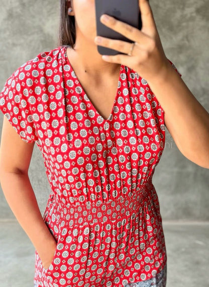 Monito rojo de estampado