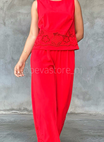 Conjunto bordado rojo