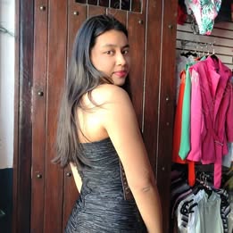 Vestido corto con lineas azules
