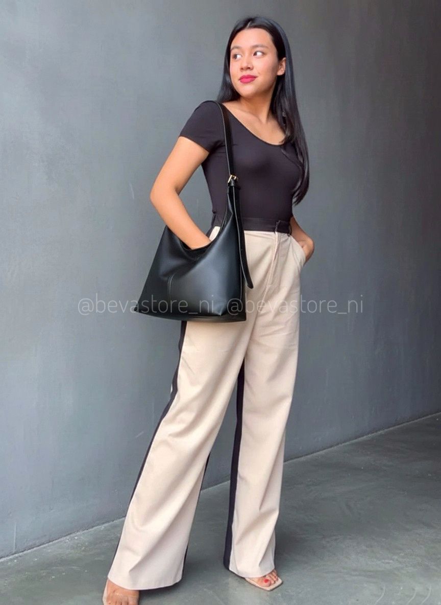 Bolso negro cruzado