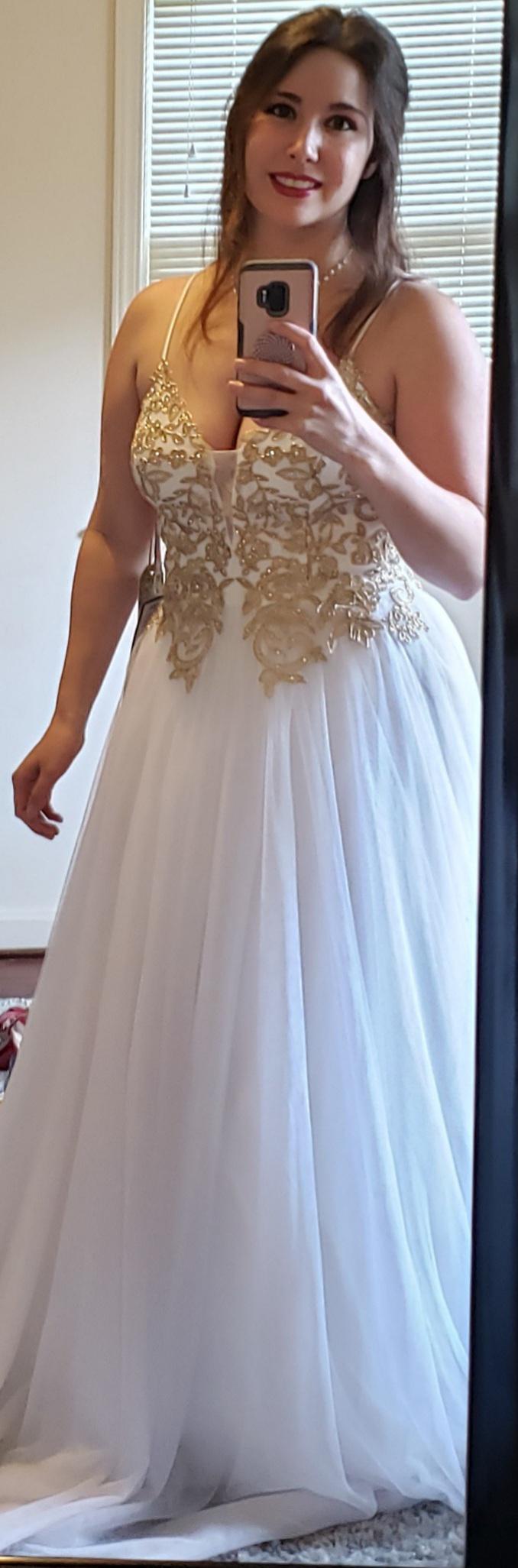 Vestido blanco con dorado LCH PROM
