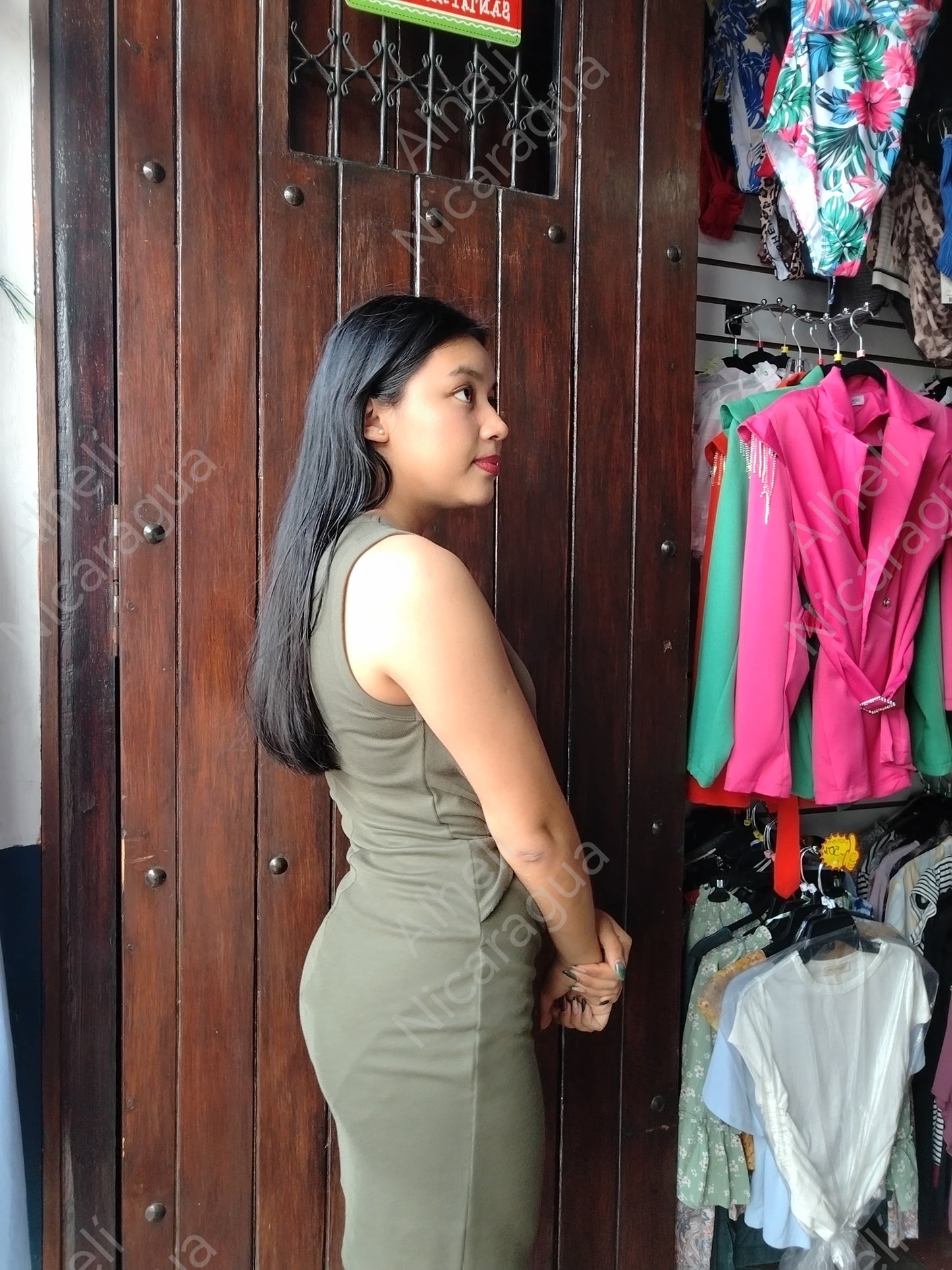 Vestido verde con recogido