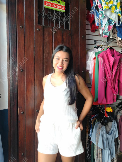Pijama blanca