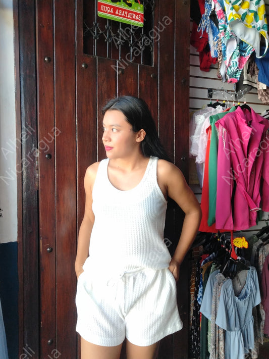 Pijama blanca