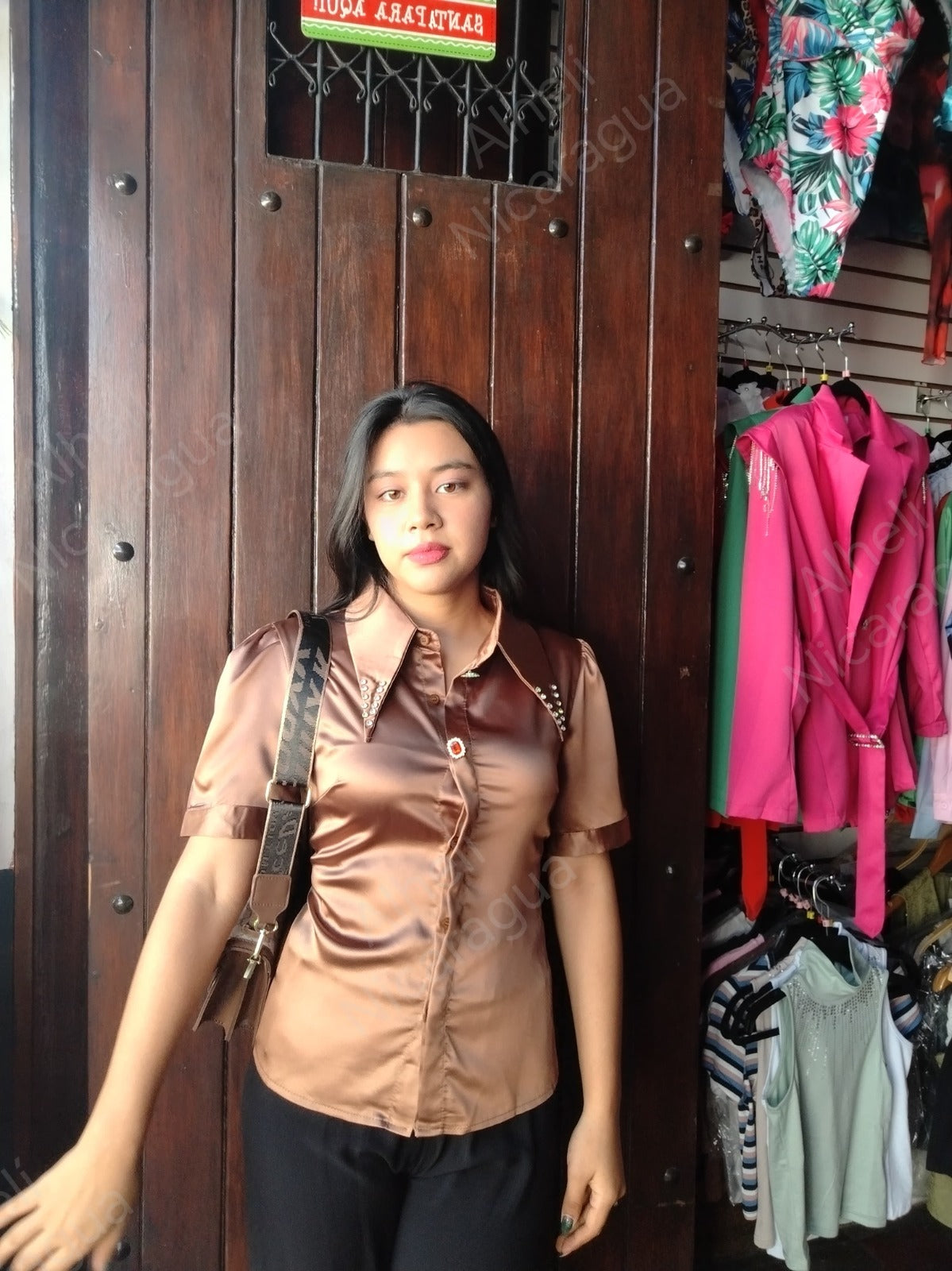 Camisa de vestir café