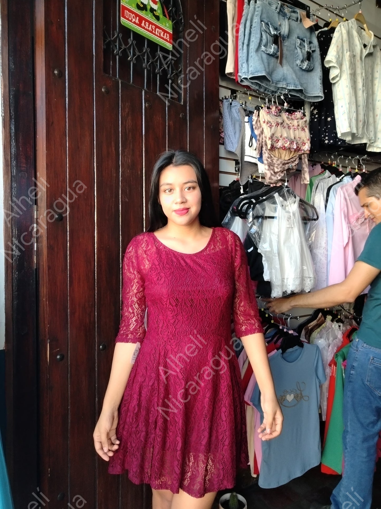 Vestido rojo calado