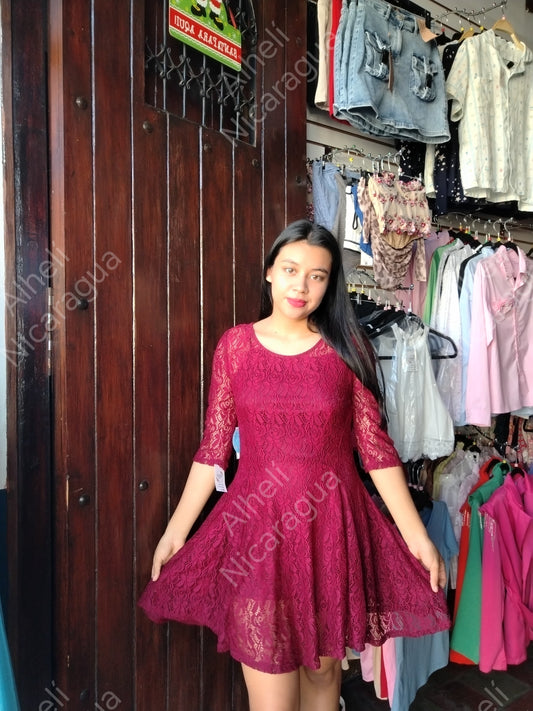 Vestido rojo calado