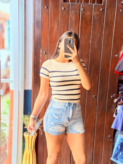 Short Jeans Con Dobladillo