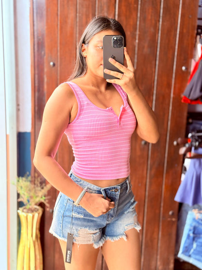 Short Jeans Azul Claro Cintura Media con Desgarre