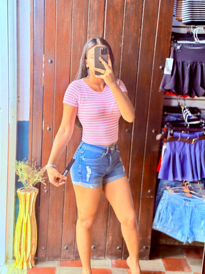 Short Jeans Azul Con Dobladillo
