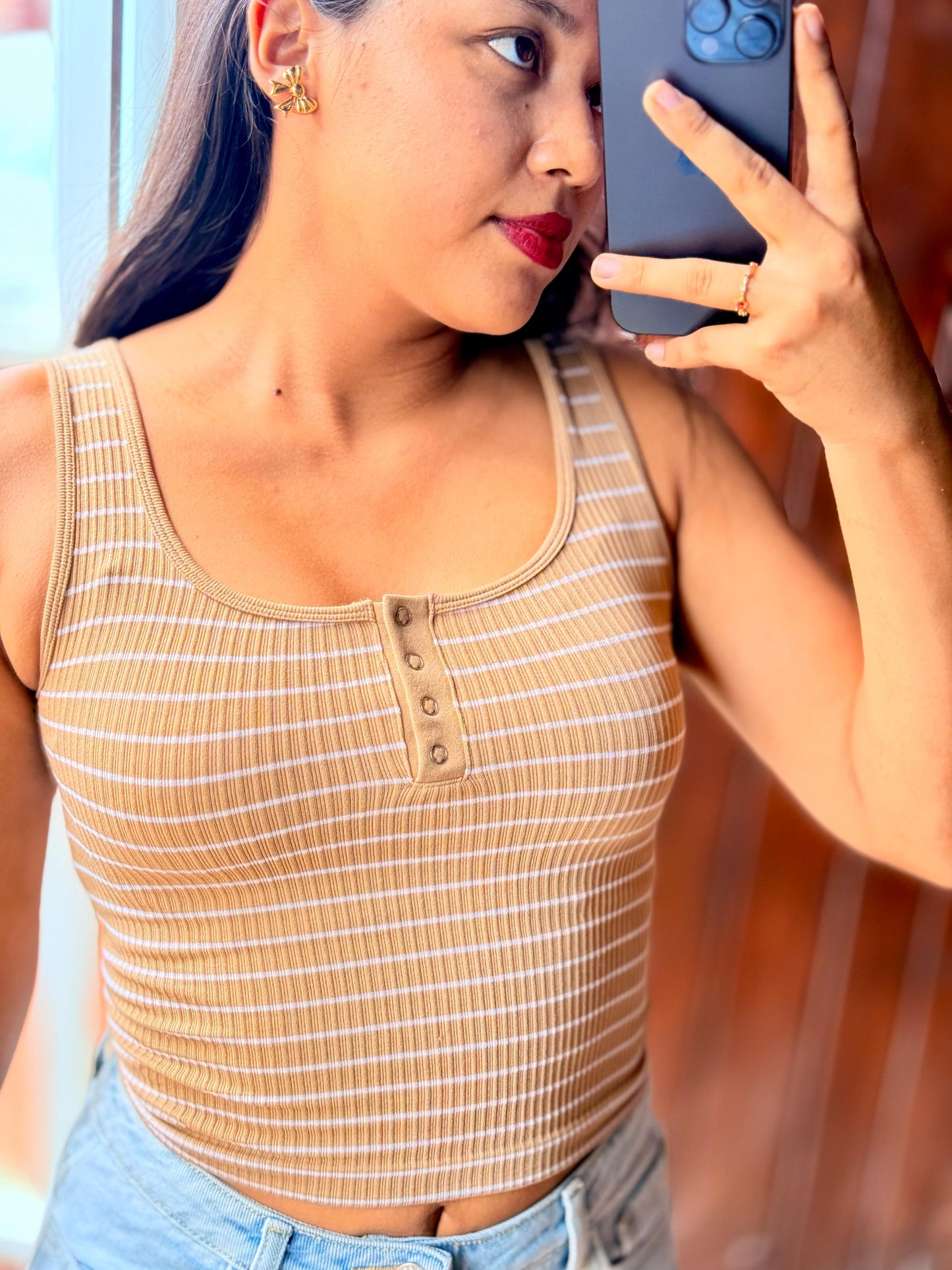 Crop tank top Rayas sin Mangas con ojal