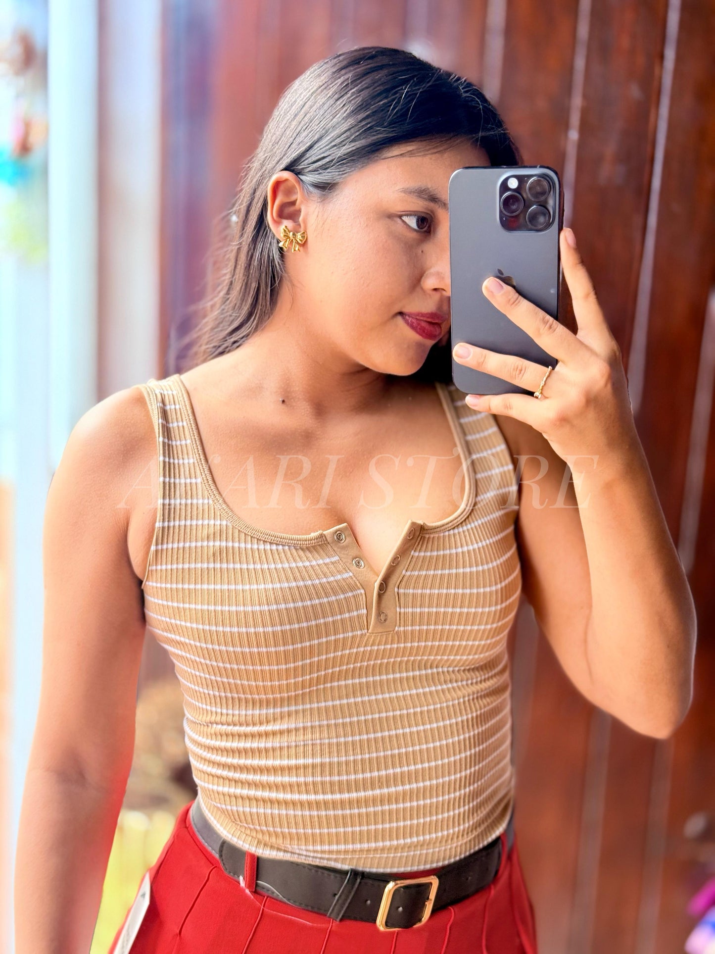 Crop tank top Rayas sin Mangas con ojal
