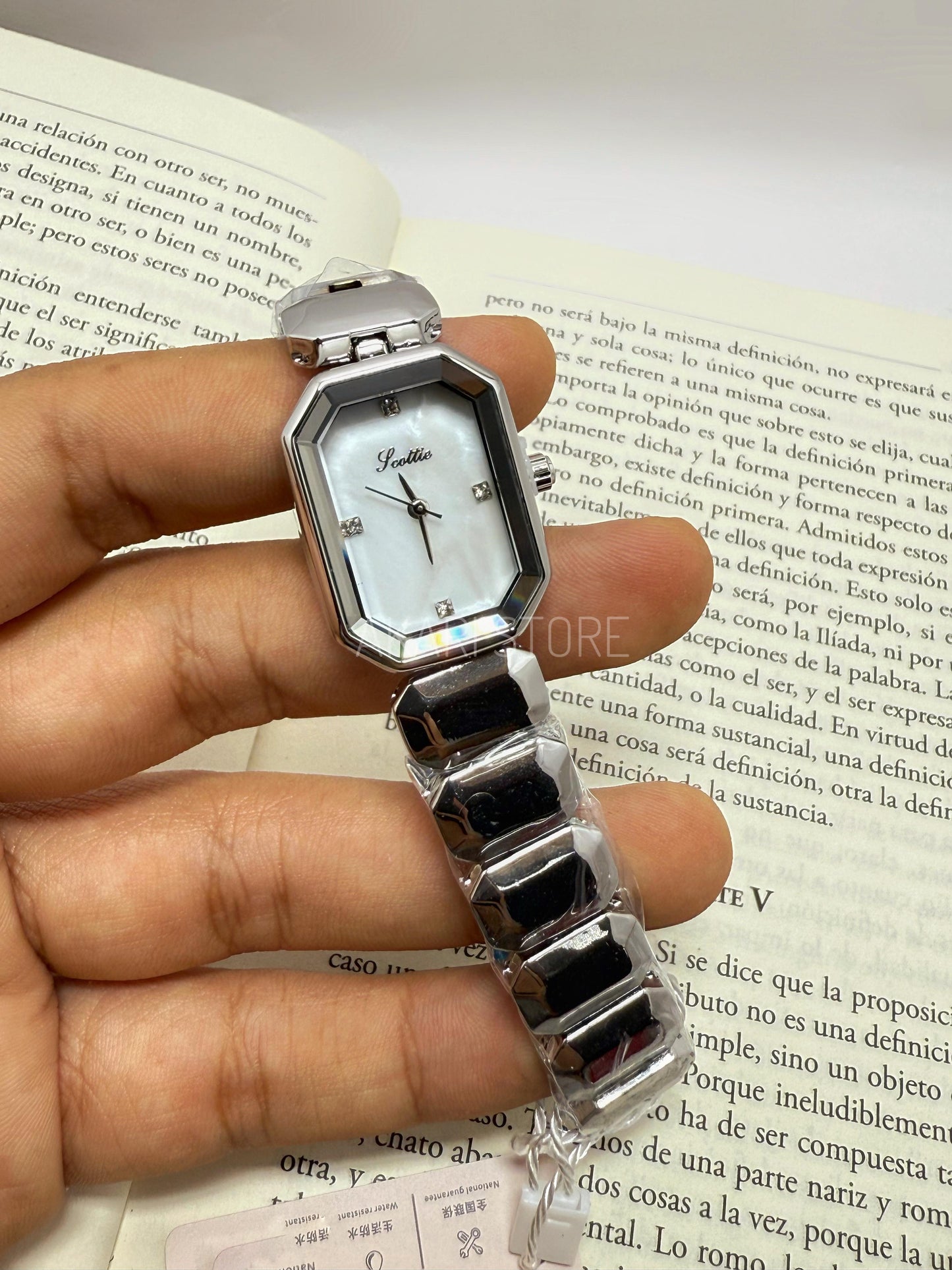 Reloj rectangular