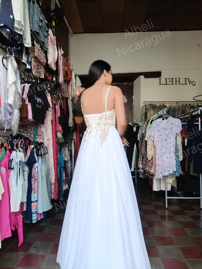 Vestido blanco con dorado LCH PROM