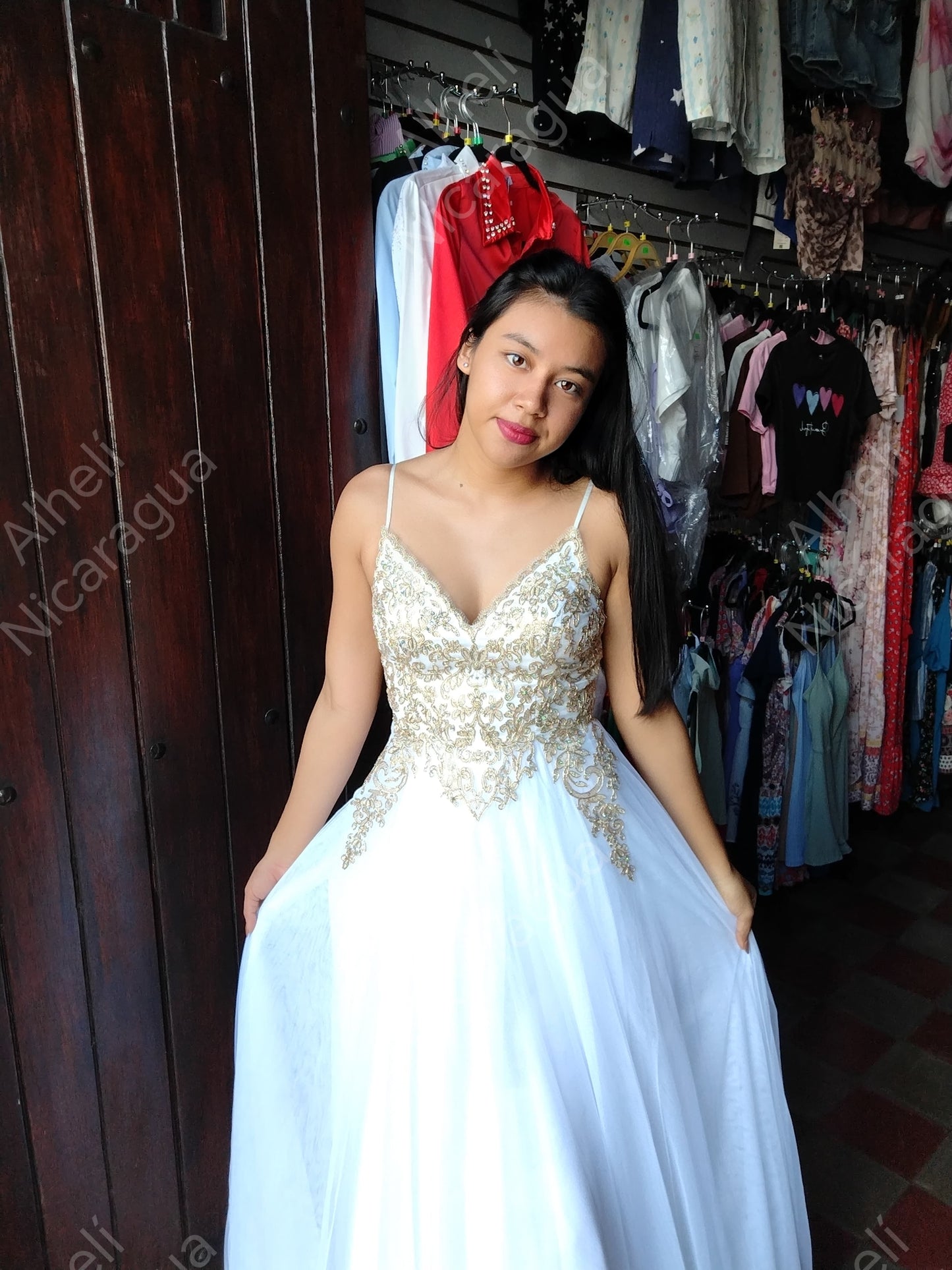 Vestido blanco con dorado LCH PROM
