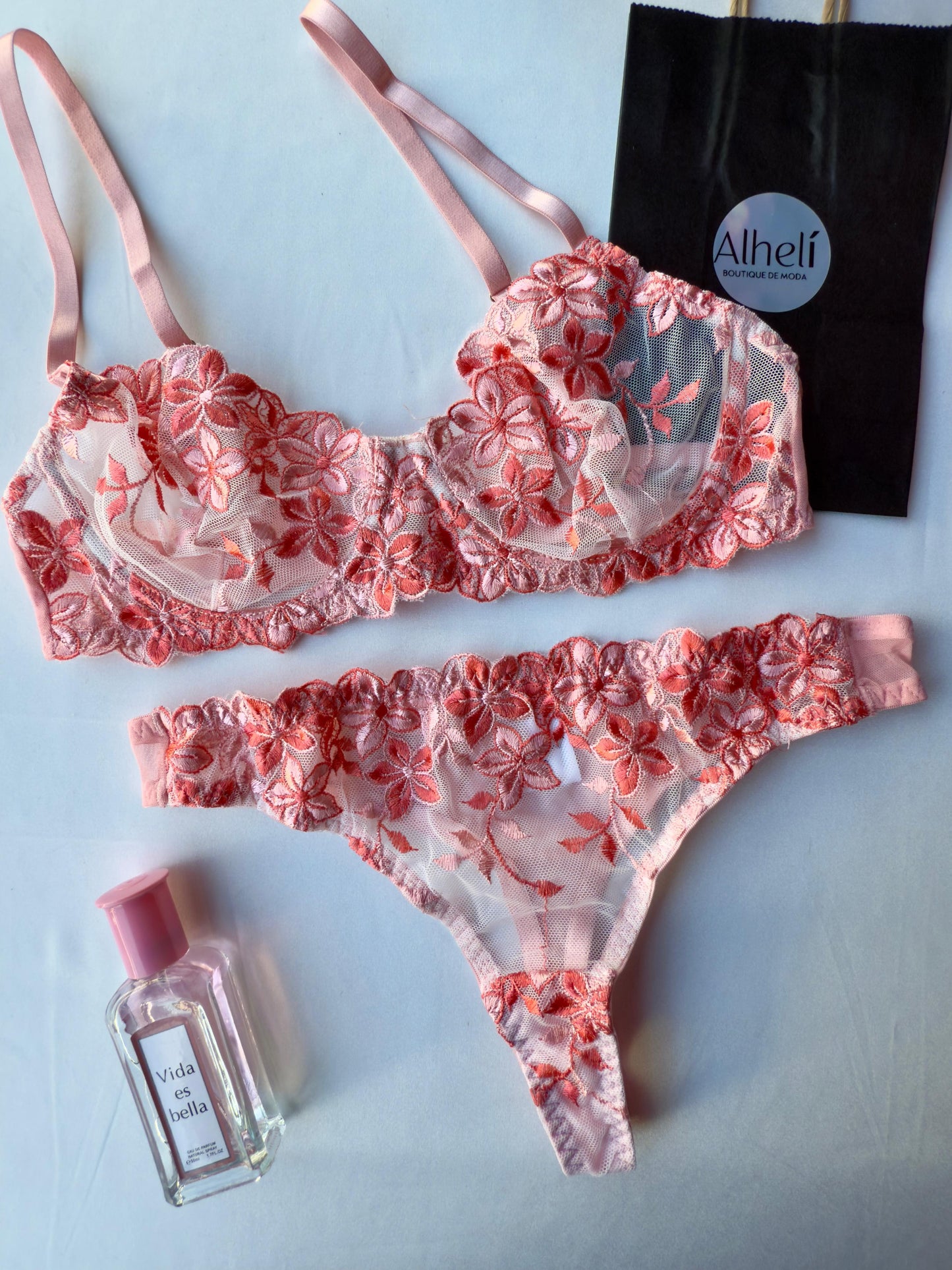 Lenceria rojo con bordado floral romantica 2 piezas