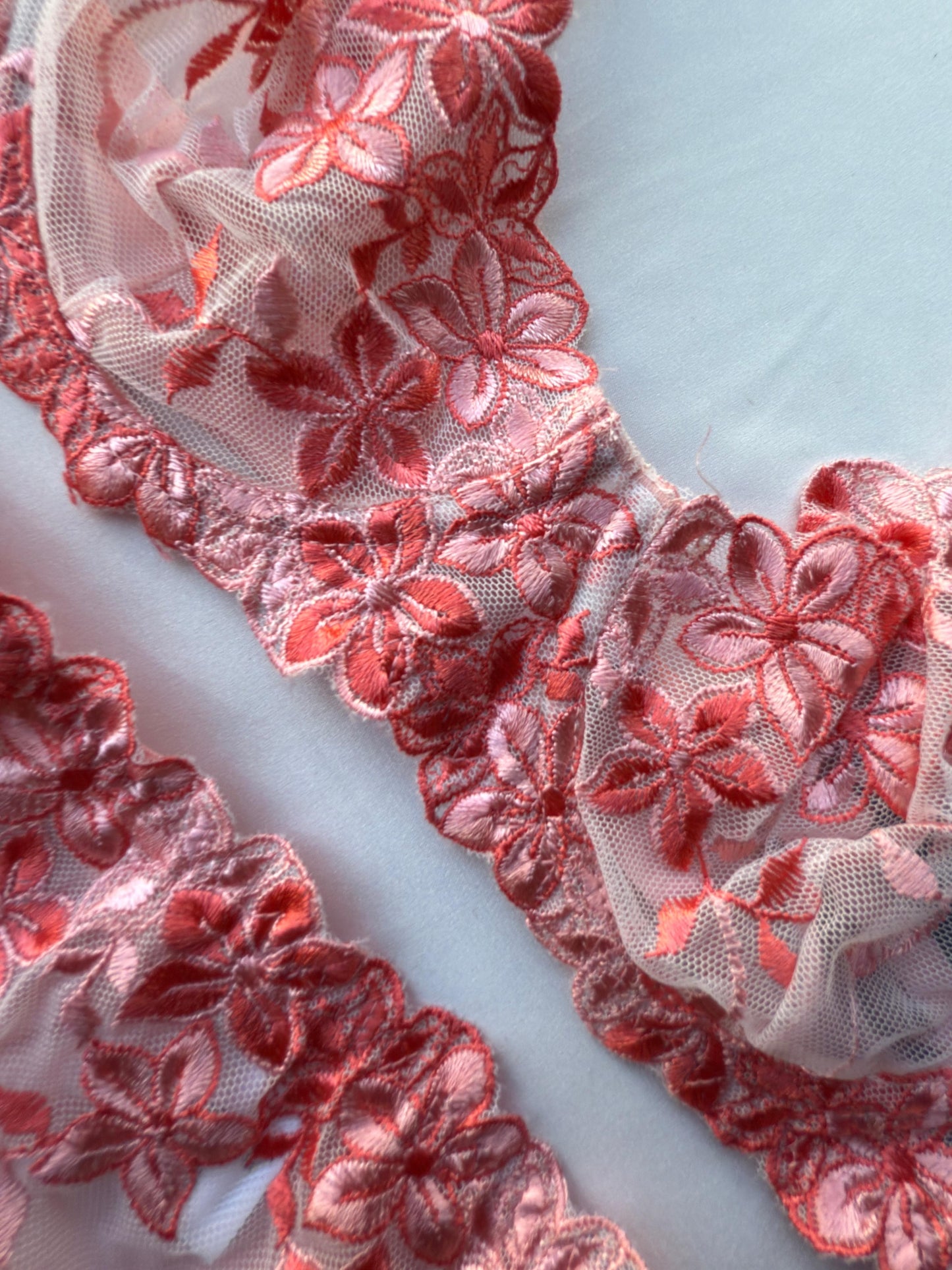 Lenceria rojo con bordado floral romantica 2 piezas