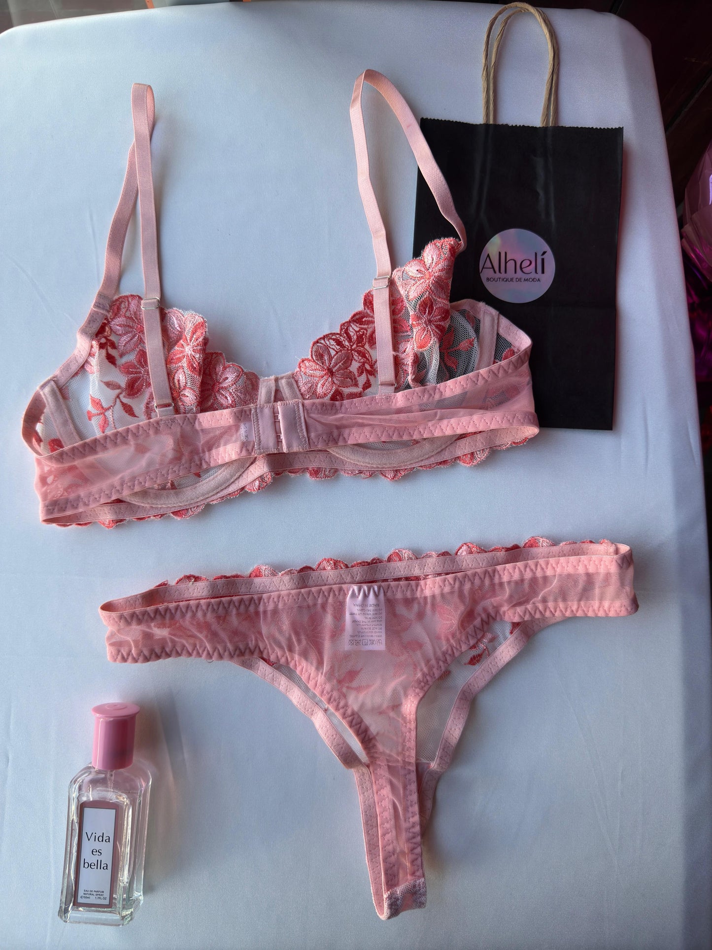 Lenceria rojo con bordado floral romantica 2 piezas