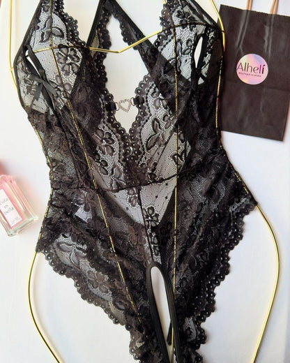 Lencería Negra con cuello en V profundo, corazón hueco y estampado floral, de tiro bajo