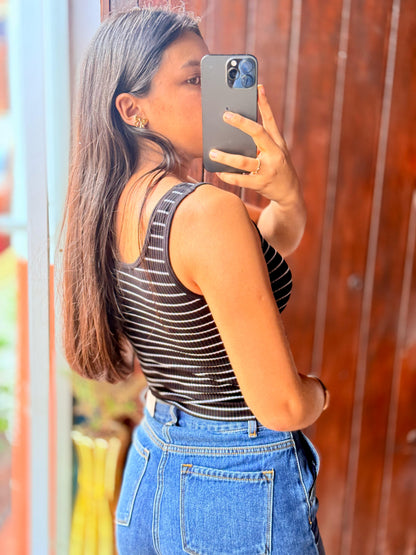 Crop tank top Rayas sin Mangas con ojal