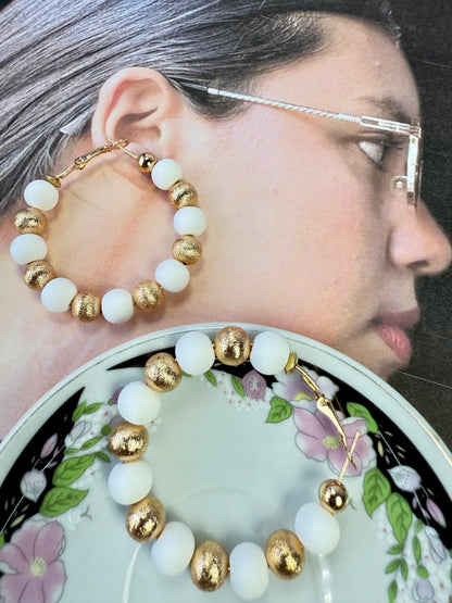 Aretes con cierre de cuentas y bolitas