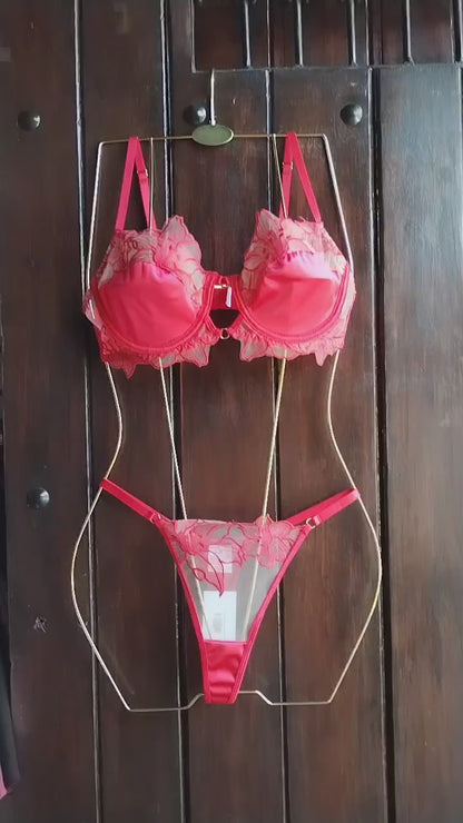 Lencería rojo bloque de color calado y bordado 2 piezas