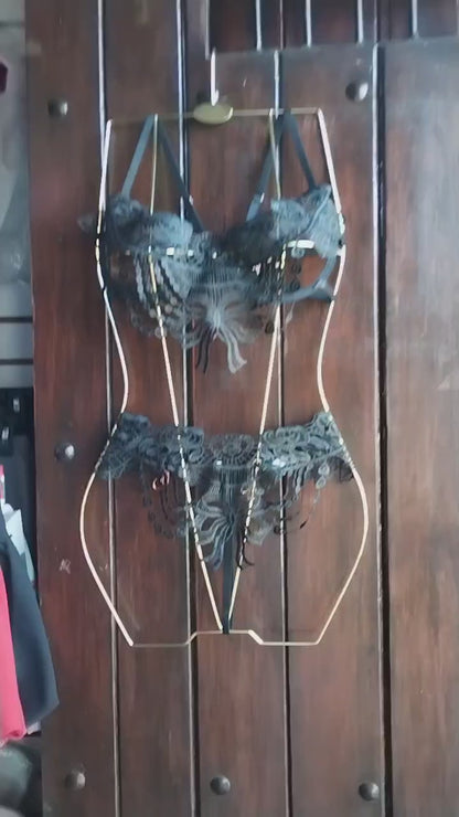 Lencería negra